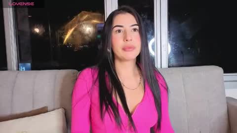 Snapshot of bella_es chatting on May 5, 2026, 5:04 am Onlyfans isa bella 23 online show from May 5, 2026, 5:04 am