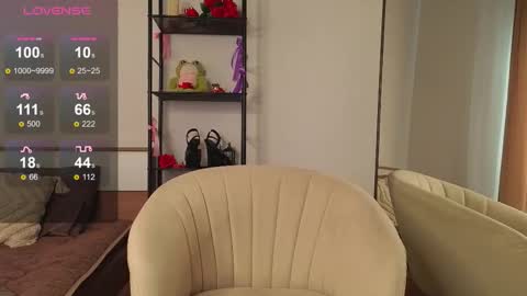 Snapshot of bella_faith chatting on October 1, 2025, 5:13 am bella_faith online show from October 1, 2025, 5:13 am