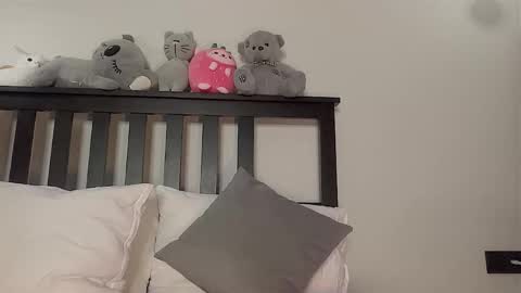 Bella next stream December 2 at 9pm gmt online show from November 30, 2025, 3:54 am