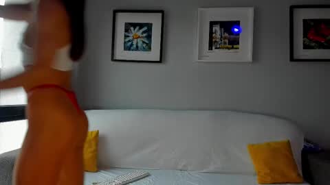 Anna  online show from September 17, 2025, 10:28 am