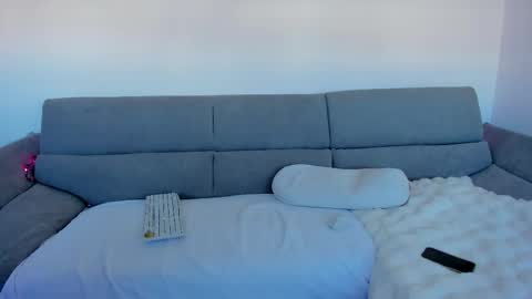 Snapshot of bella_hot77 chatting on February 6, 2026, 10:29 am Anna online show from February 6, 2026, 10:29 am