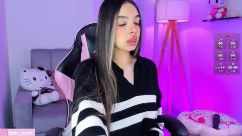 bella igbella hunttt online show from March 18, 2026, 6:49 am