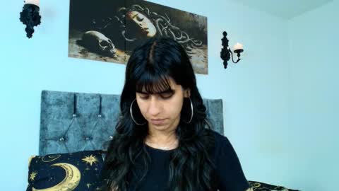 Bella online show from October 10, 2025, 12:31 am