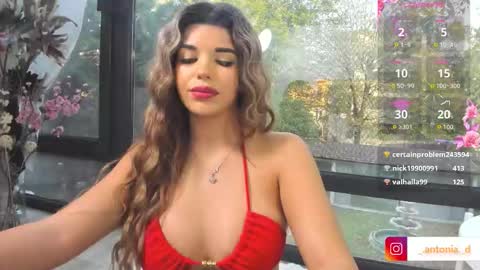 bella_posh online show from November 4, 2025, 6:23 am