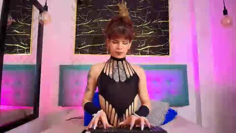 Snapshot of bella_salvatore chatting on September 9, 2025, 10:20 pm     online show from September 9, 2025, 10:20 pm