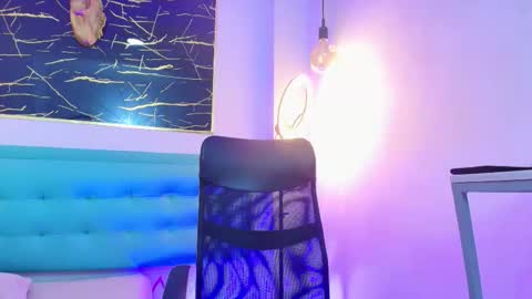     online show from December 20, 2025, 10:17 pm