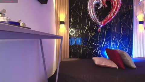     online show from February 20, 2026, 9:15 pm