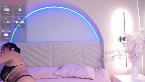 Bella online show from May 28, 2026, 12:13 pm