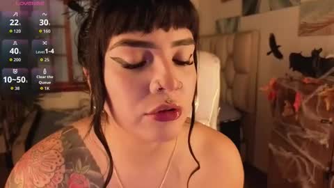 Snapshot of bellaa_miller chatting on October 21, 2025, 7:58 pm Bella  online show from October 21, 2025, 7:58 pm