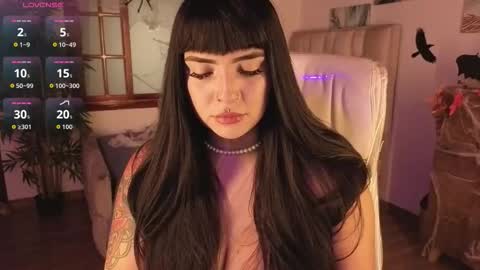 Snapshot of bellaa_miller chatting on October 26, 2025, 7:20 pm Bella  online show from October 26, 2025, 7:20 pm