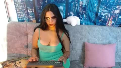 Snapshot of bellabaaker chatting on April 30, 2026, 1:17 pm Bella Baker online show from April 30, 2026, 1:17 pm