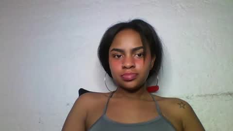 Bella online show from December 1, 2024, 8:53 pm