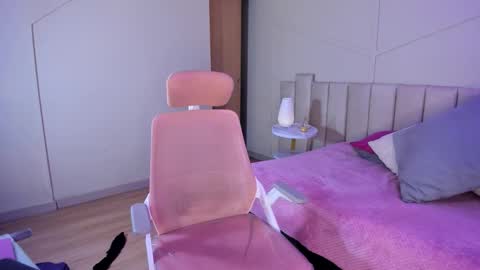 Snapshot of bellabm chatting on November 21, 2025, 7:07 am online show from November 21, 2025, 7:07 am