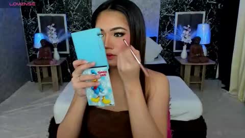 Bella online show from September 21, 2025, 7:32 am