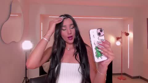  Bella C  online show from November 23, 2025, 12:43 am