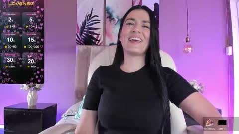 Bella Clair online show from November 1, 2025, 2:30 pm