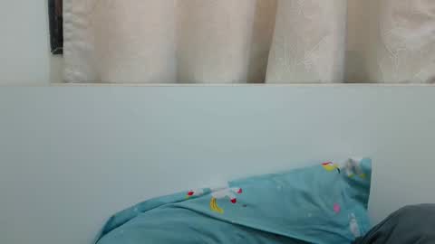 bellacrystall online show from March 14, 2026, 6:41 am