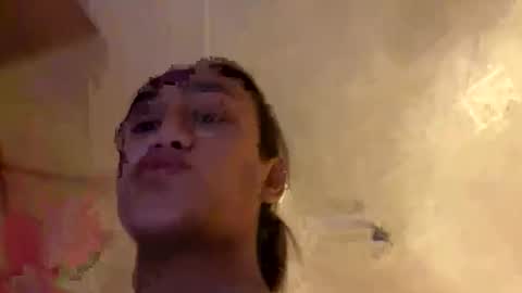 IM BELLA online show from April 12, 2026, 4:39 am