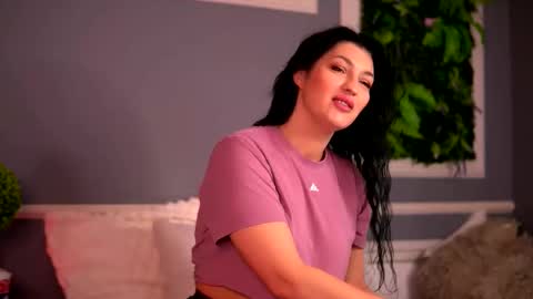 Eva online show from November 28, 2025, 7:44 am