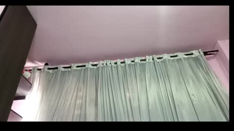 Bella online show from February 2, 2025, 8:30 pm