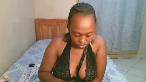 Bella online show from November 15, 2025, 11:54 pm