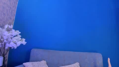 Bella Marie online show from November 12, 2025, 12:00 am