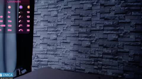   online show from February 21, 2025, 8:40 am