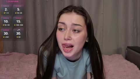 Daniela online show from March 25, 2026, 12:00 pm