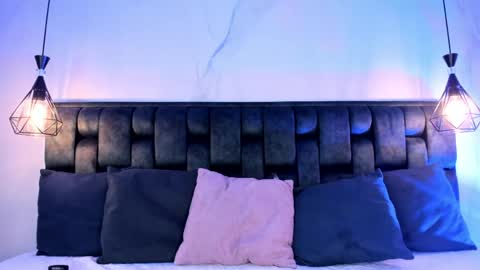 LUCIANA online show from April 23, 2026, 8:44 pm