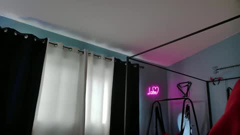 Snapshot of bellaskeykeeper chatting on February 24, 2026, 11:58 pm Bellaskeykeeper online show from February 24, 2026, 11:58 pm