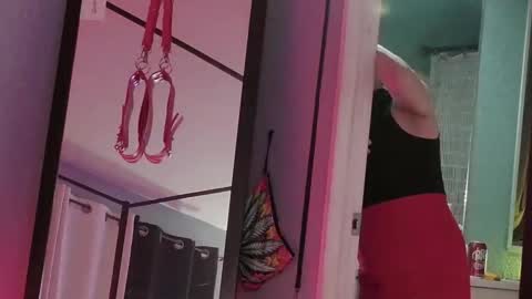 Bellaskeykeeper online show from March 9, 2026, 8:29 am