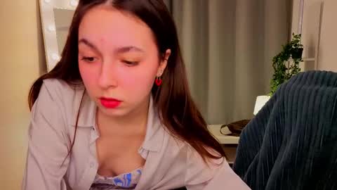 Bella online show from March 10, 2026, 5:12 am