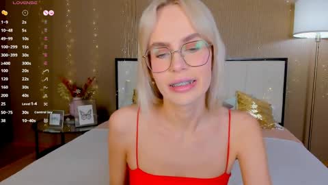 Bella online show from April 11, 2026, 12:59 am