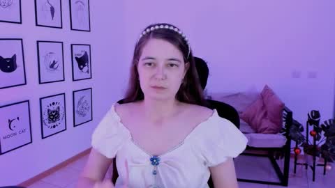 Snapshot of bellatrixllestrange chatting on December 26, 2024, 11:13 pm Bella. Ntmu online show from December 26, 2024, 11:13 pm