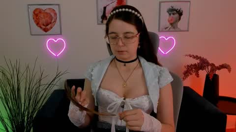 Snapshot of bellatrixllestrange chatting on February 4, 2025, 11:16 pm Bella. Ntmu online show from February 4, 2025, 11:16 pm