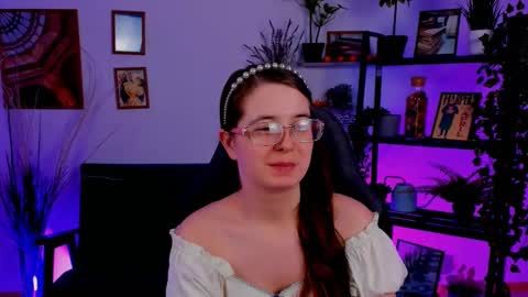 Snapshot of bellatrixllestrange chatting on March 3, 2025, 11:35 pm Bella. Ntmu online show from March 3, 2025, 11:35 pm