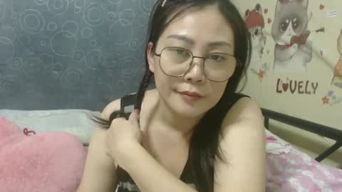 Bella online show from January 24, 2025, 1:56 am