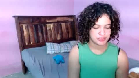 SOFIA online show from June 8, 2026, 7:36 pm