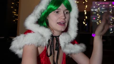 Snapshot of bellebabyboo chatting on December 16, 2024, 12:06 pm BELLE online show from December 16, 2024, 12:06 pm