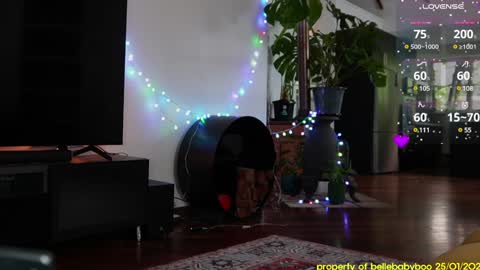 Snapshot of bellebabyboo chatting on January 25, 2025, 1:43 am BELLE online show from January 25, 2025, 1:43 am