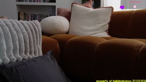 Snapshot of bellebabyboo chatting on January 27, 2025, 4:20 am BELLE online show from January 27, 2025, 4:20 am