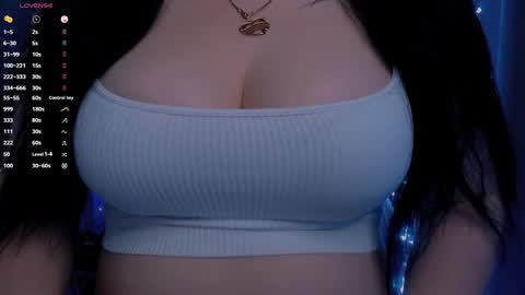 Snapshot of bellelovexx chatting on October 23, 2025, 9:46 pm Hello I am kind friendly and cute girl online show from October 23, 2025, 9:46 pm