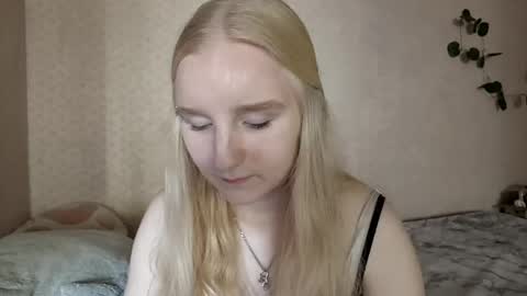 Snapshot of bellemellody chatting on June 6, 2026, 2:55 pm bellemellody online show from June 6, 2026, 2:55 pm