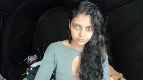 bellezacosmica online show from March 4, 2025, 9:11 pm