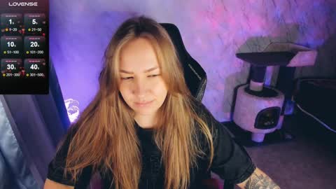 Snapshot of bellezza_ chatting on December 9, 2024, 3:44 pm Your Annabelle Wolf  online show from December 9, 2024, 3:44 pm