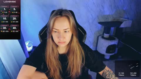 Snapshot of bellezza_ chatting on December 10, 2024, 11:32 am Your Annabelle Wolf  online show from December 10, 2024, 11:32 am