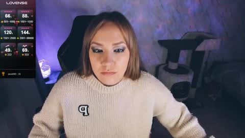 Snapshot of bellezza_ chatting on January 15, 2025, 2:35 pm Your Annabelle Wolf  online show from January 15, 2025, 2:35 pm