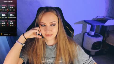 Snapshot of bellezza_ chatting on January 18, 2025, 7:07 am Your Annabelle Wolf  online show from January 18, 2025, 7:07 am