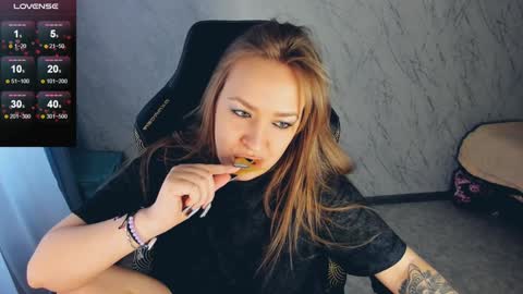 Snapshot of bellezza_ chatting on January 27, 2025, 12:16 pm Your Annabelle Wolf  online show from January 27, 2025, 12:16 pm