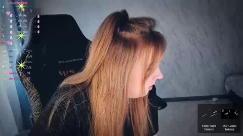 Snapshot of bellezza_ chatting on October 5, 2025, 10:13 am Your Annabelle Wolf  online show from October 5, 2025, 10:13 am